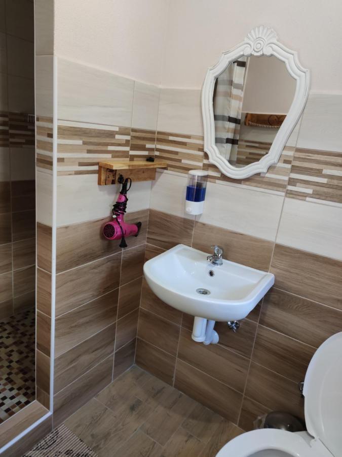 Andras Penzion Krasnohorske Podhradie Luaran gambar
