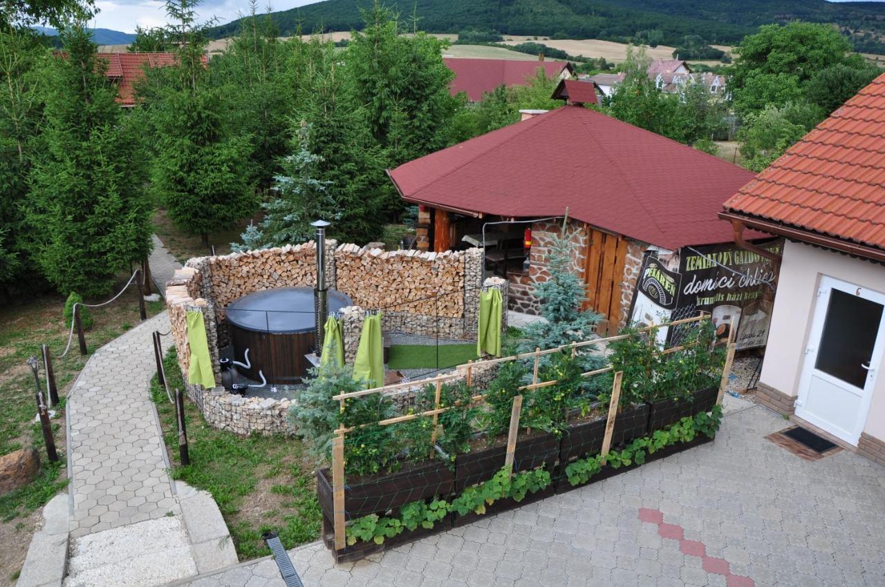 Andras Penzion Krasnohorske Podhradie Luaran gambar