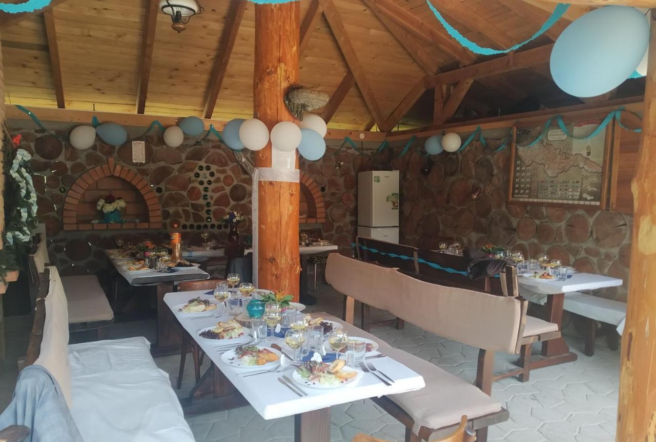 Andras Penzion Krasnohorske Podhradie Luaran gambar